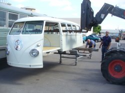 VW Bus Rv (18).JPG